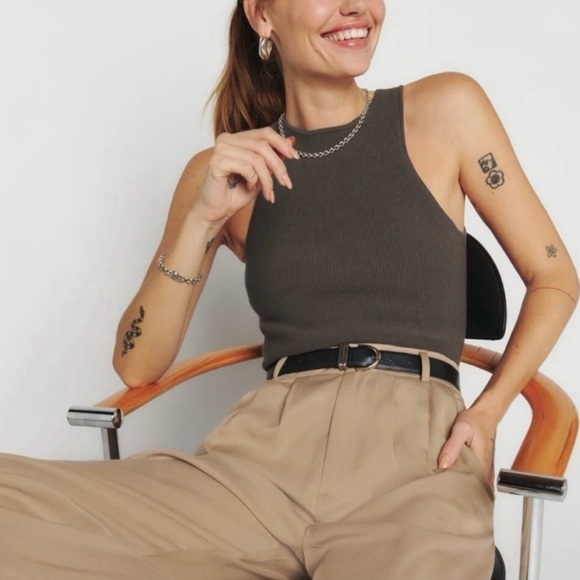Reformation Hudson Ribbed Sweater Tank - Picture 4 of 8